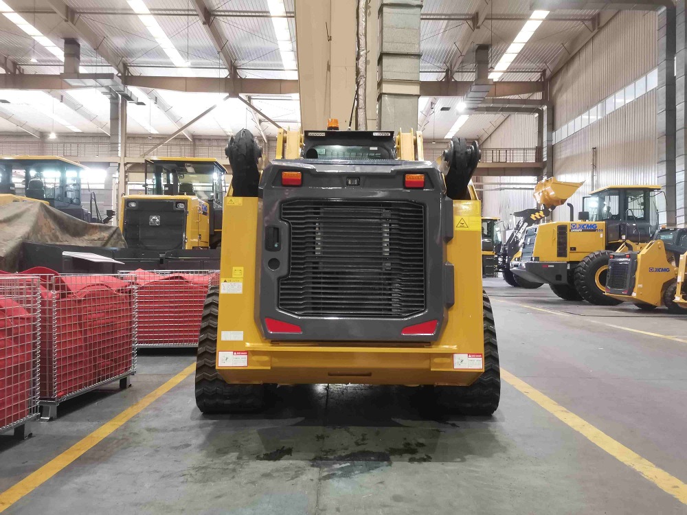 Фотография Мини-погрузчик XCMG TV770RU