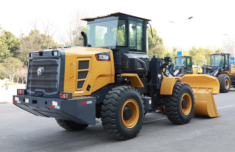 Фотография Фронтальный погрузчик XCMG XC938