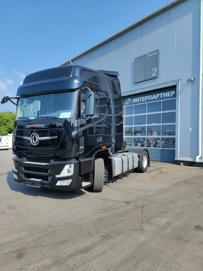 Фотография Седельный тягач DongFeng GX 4x2 (DFH4180)