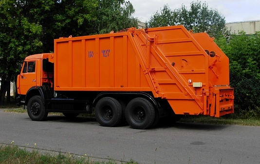 Мусоровоз с задней загрузкой КО-427-03