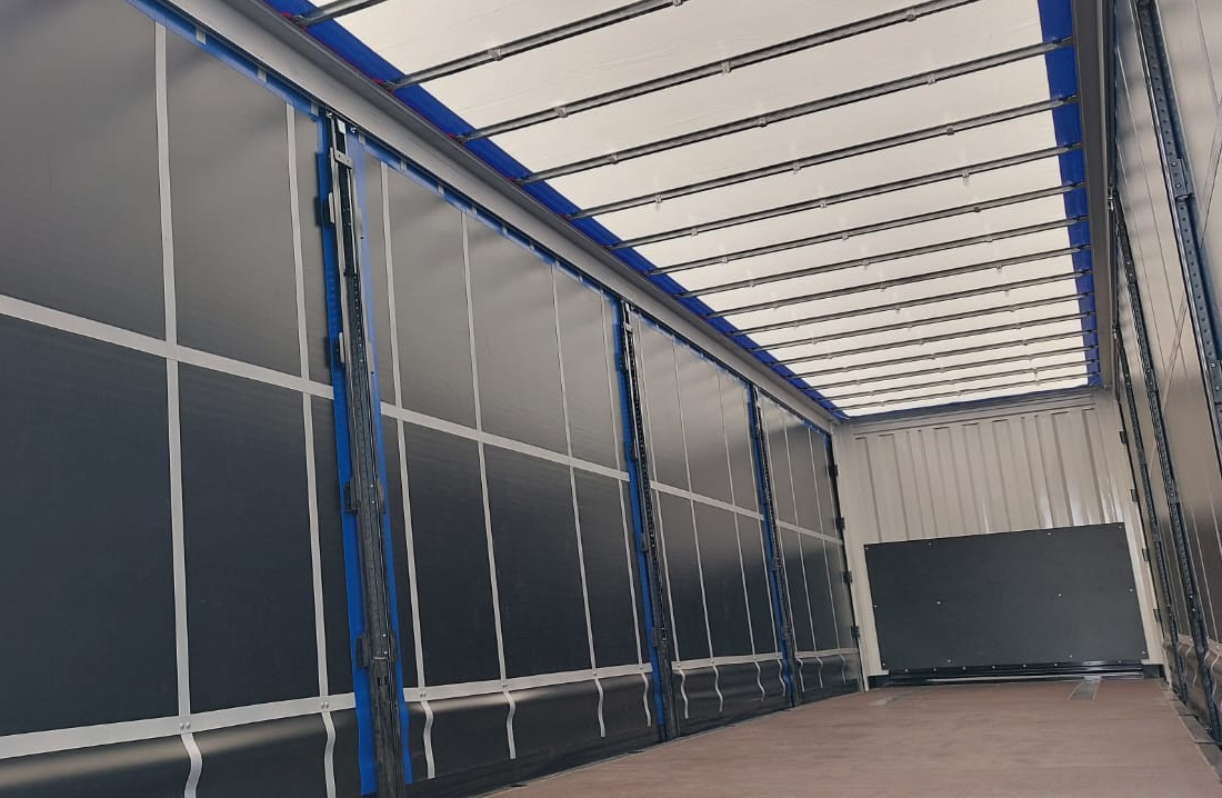 Фотография Полуприцеп шторный HASTRAILER 13.6м