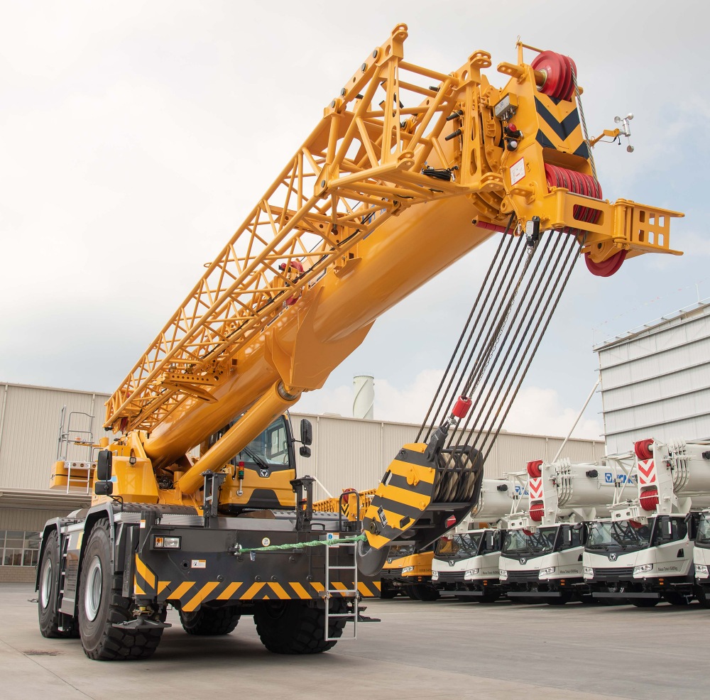 Фотография Короткобазный кран XCMG XCR70_S