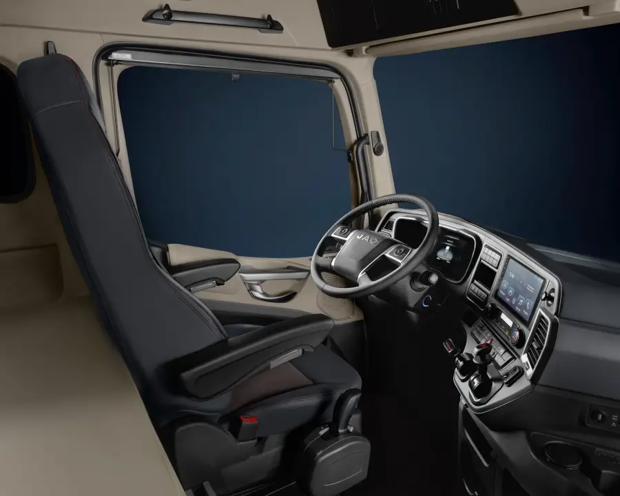 Фотография Седельный тягач JAC K7 4х2 2023