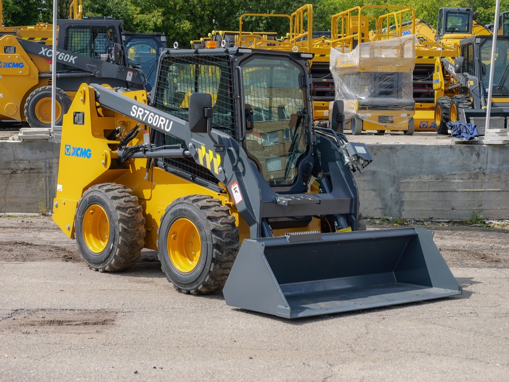 Фотография Мини-погрузчик XCMG SR760RU