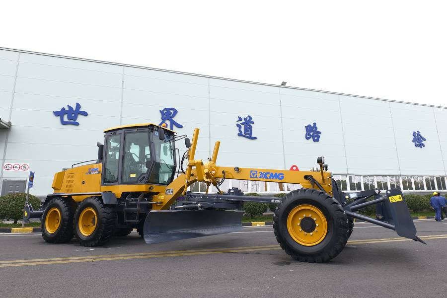 Фотография Автогрейдер GR215A
