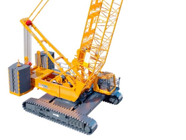 Гусеничный кран XCMG XLC220