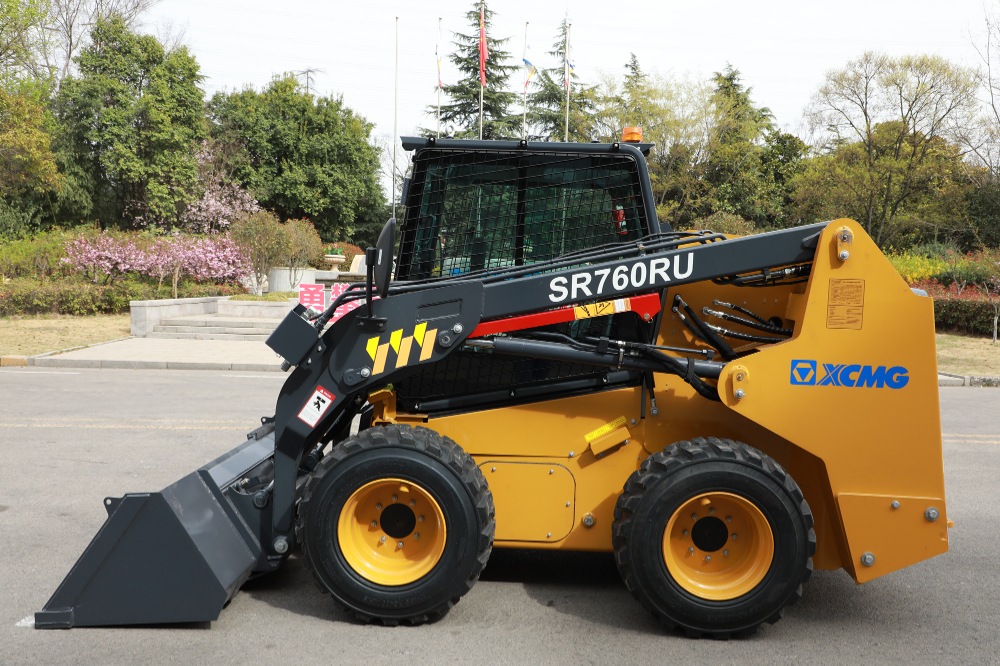 Фотография Мини-погрузчик XCMG SR760RU