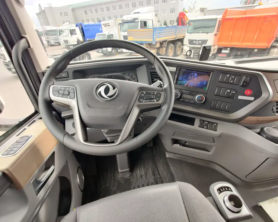 Фотография Седельный тягач DongFeng GX 4x2 (DFH4180)