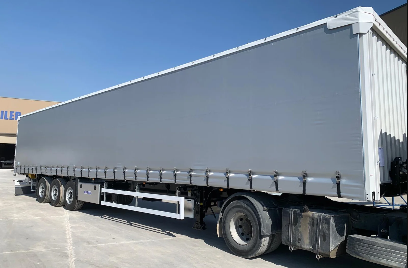 Полуприцеп шторный HASTRAILER 16.5м