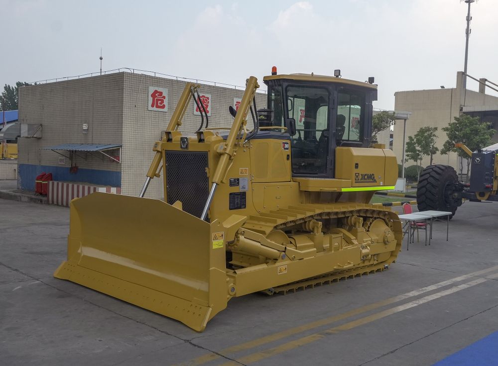 Фотография Бульдозер XCMG D260