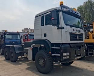 Тягач SIТRAK С7Н 6х6 ZZ4406V395ME 14.00R20