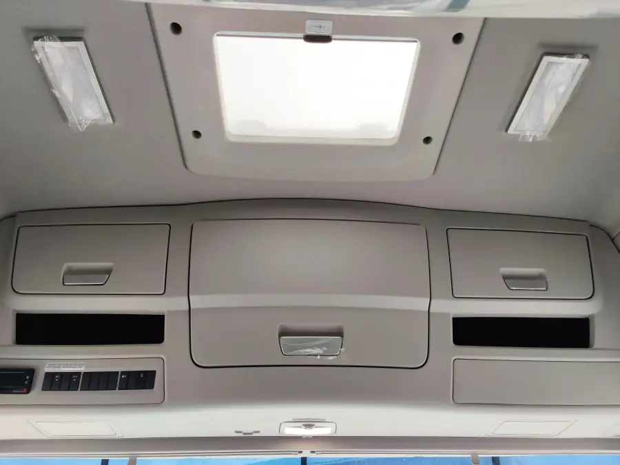 Фотография Седельный тягач DongFeng GX 4x2 (DFH4180)