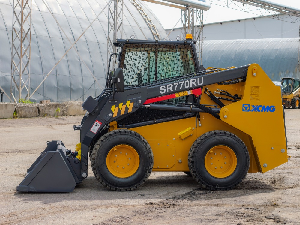 Фотография Мини-погрузчик XCMG SR770RU