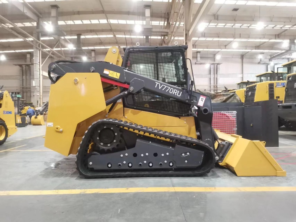 Фотография Мини-погрузчик XCMG TV770RU