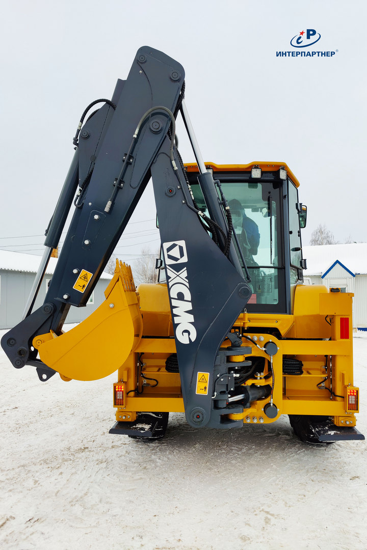 Фотография Экскаватор-погрузчик XCMG XC8-S3570