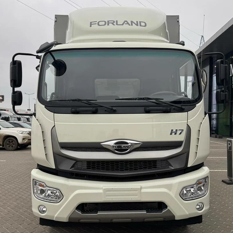 Фотография Forland 12 со сдвижным тентом