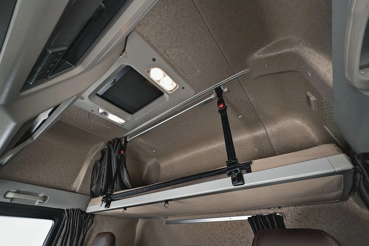 Фотография Седельный тягач FAW J7 6х4