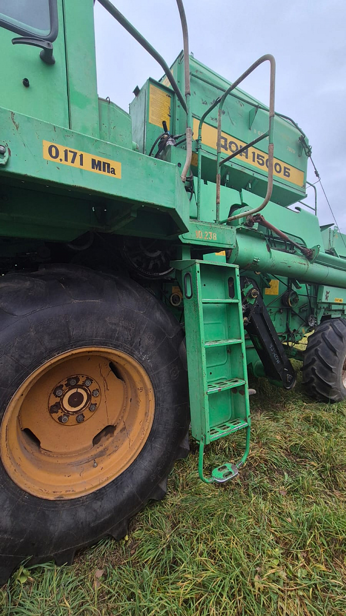 Фотография Комбайн Ростсельмаш Дон 1500Б 2003г