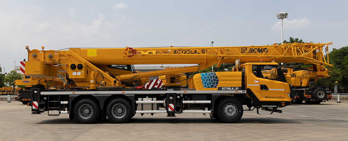 Фотография Автокран XCMG XCT25L4_S1
