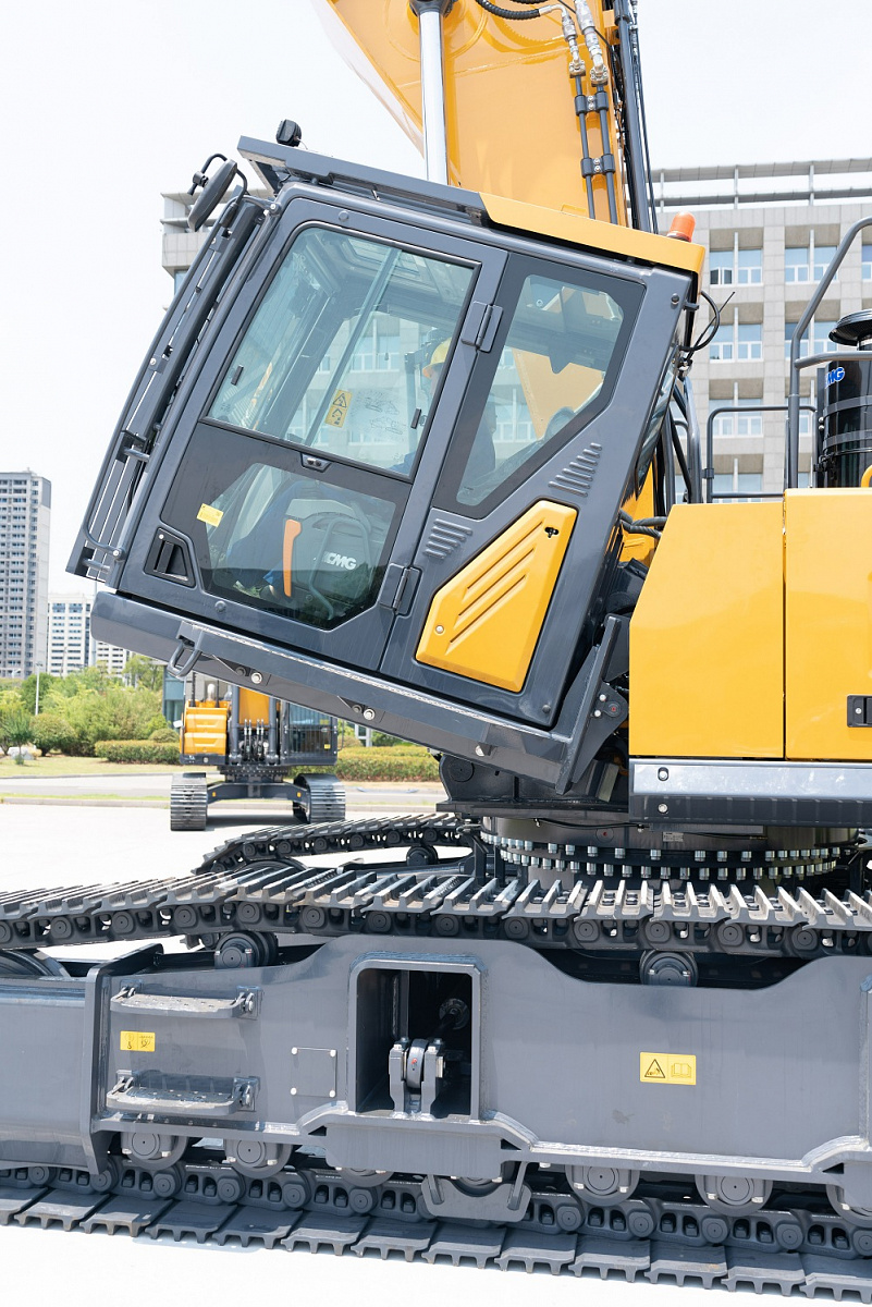 Фотография Экскаватор-разрушитель XCMG XE500DHR