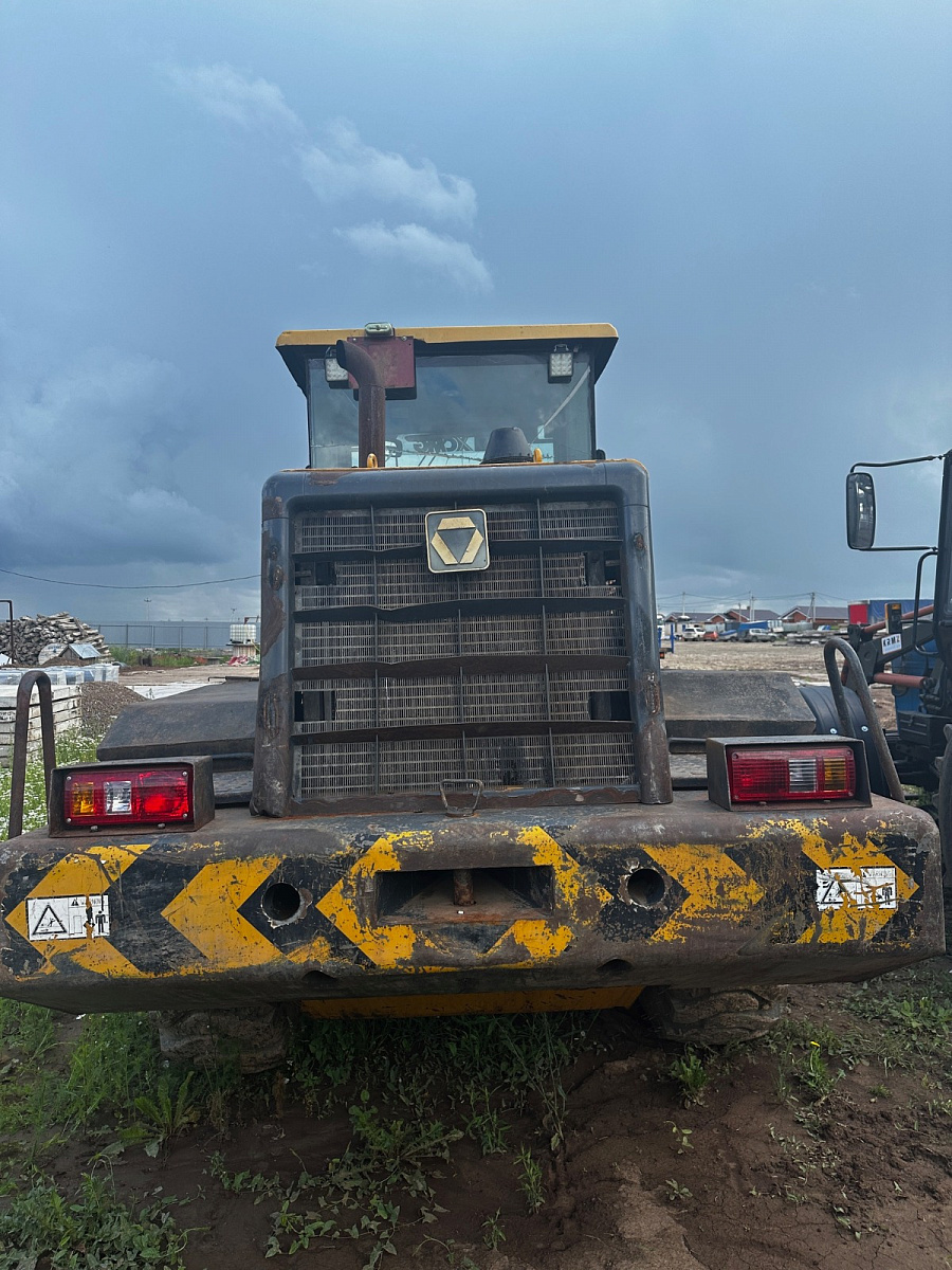 Фотография Погрузчик фронтальный XCMG LW300F 2013г